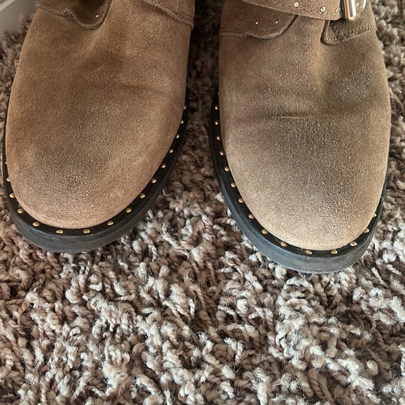 Suede boots - Picture 2 of 6